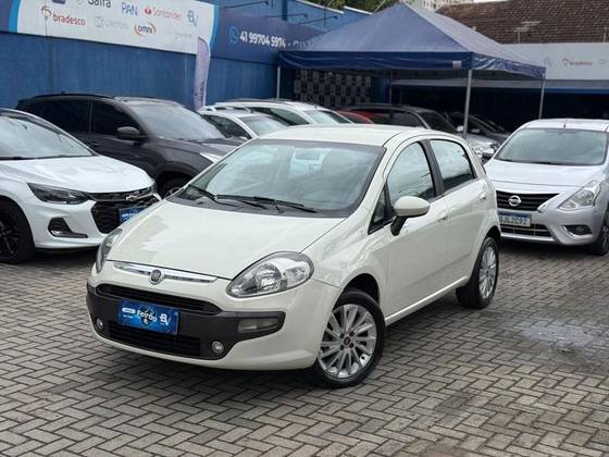 FIAT PUNTO 1.6 ESSENCE 16V FLEX 4P MANUAL